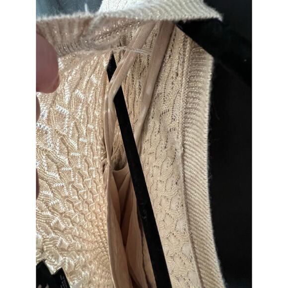 Gap Textured Midi Sweater Dress with gold shimmer detail, Large, Nw/oT - Picture 9 of 9